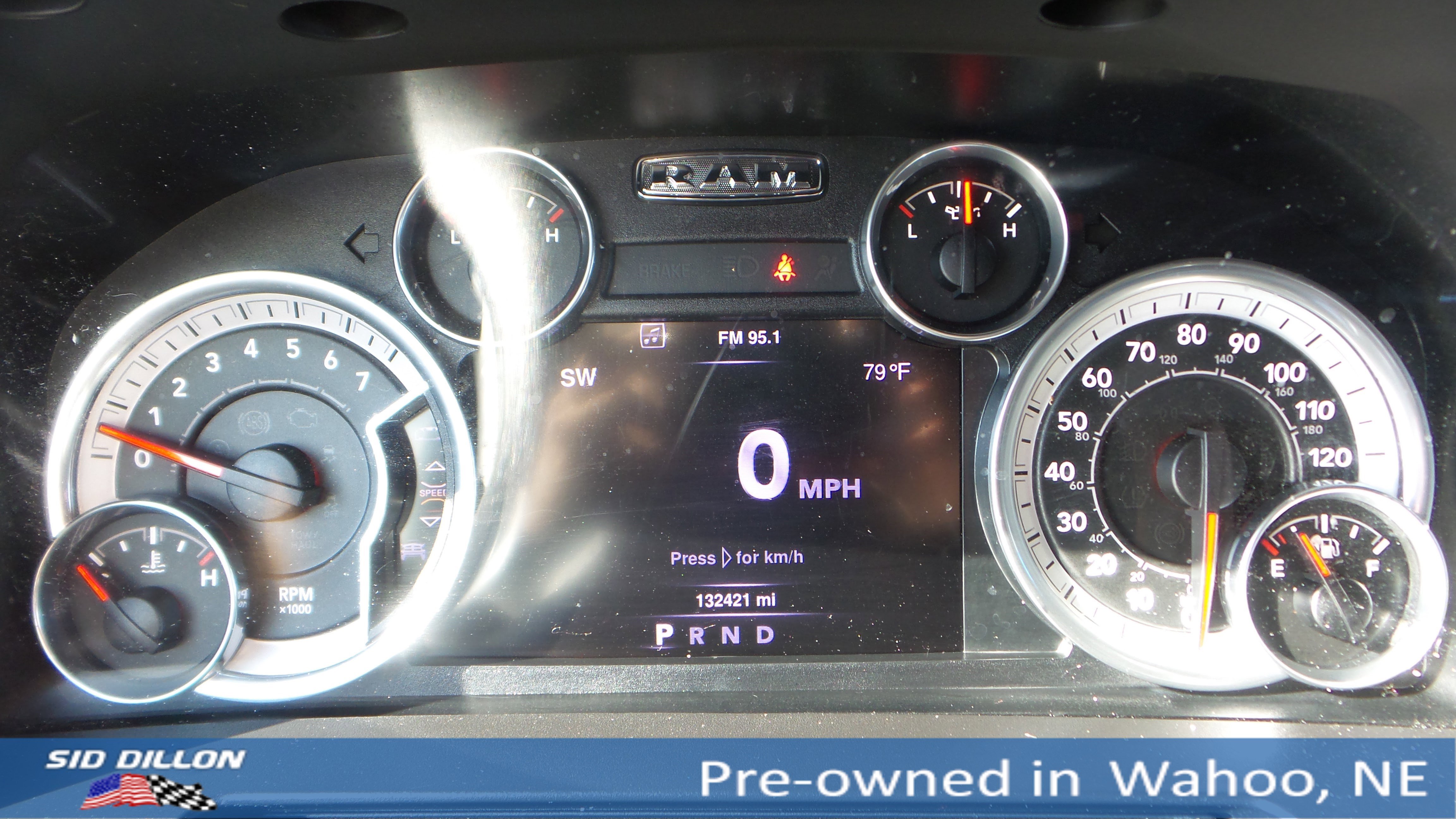 2016 Ram 1500 Laramie photo 6