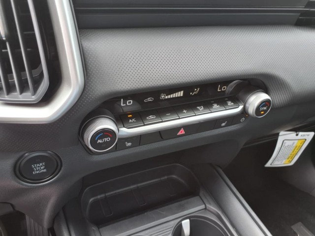 2025 Mazda CX-50 2.5 S Premium photo 11