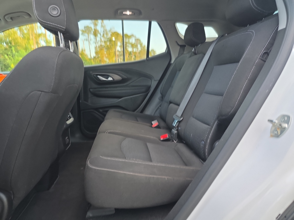 2022 Gmc Terrain SLE photo 16