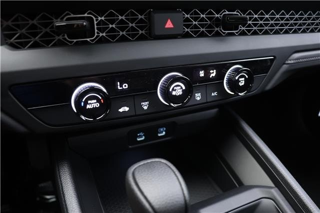 2025 Honda Accord LX photo 6