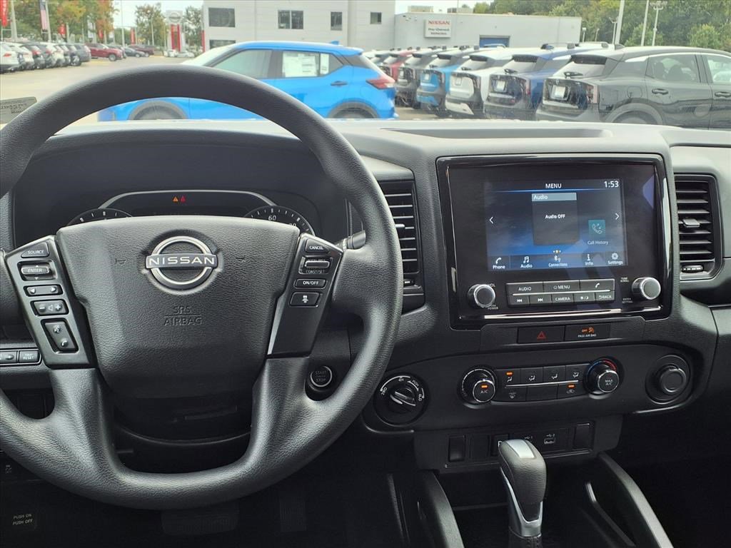 2023 Nissan Frontier Crew Cab S photo 8