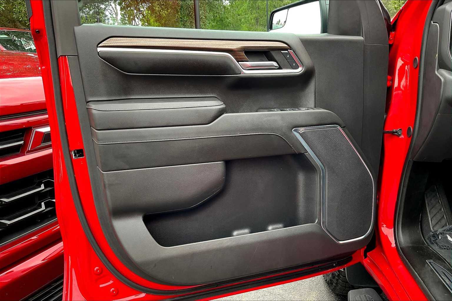 2024 Chevrolet Silverado 1500 LT Trail Boss photo 21