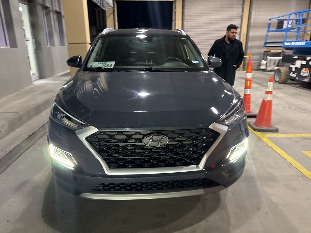 2020 Hyundai Tucson Sport photo 4