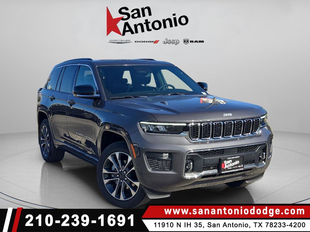 2025 Jeep Grand Cherokee Overland's photo