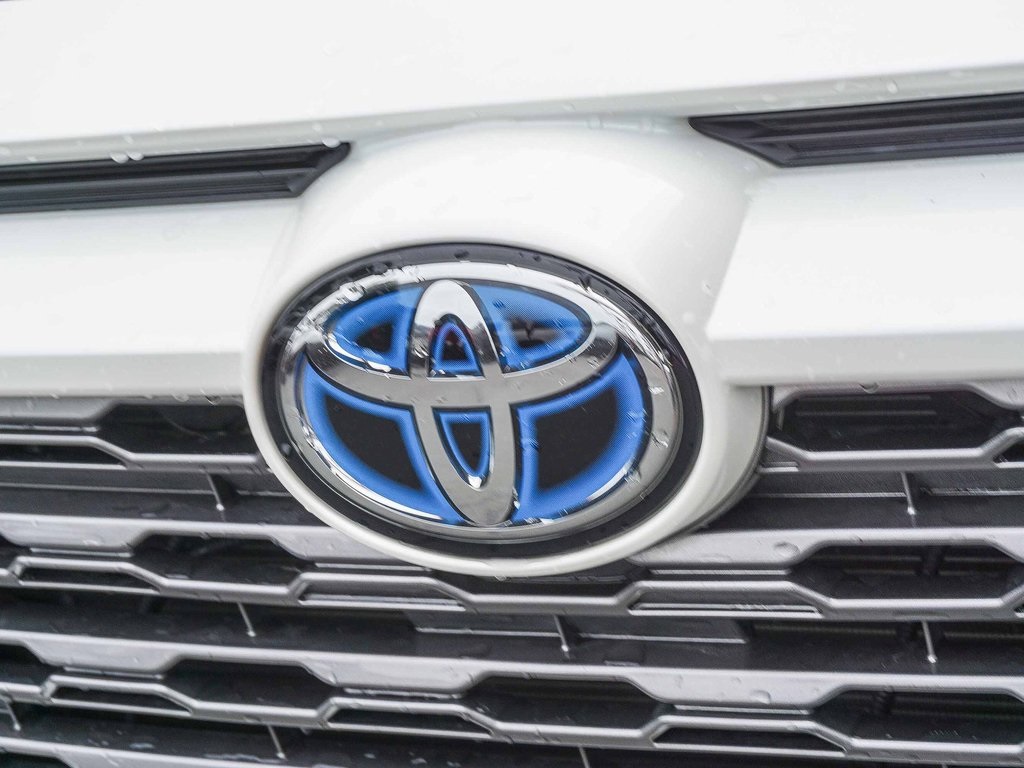2021 Toyota RAV4 Hybrid Limited photo 2