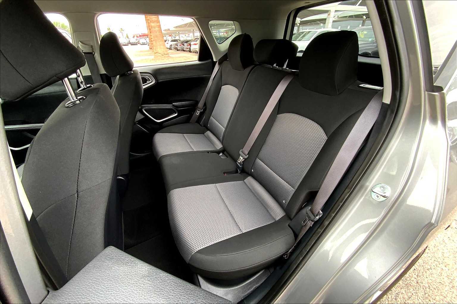 2023 Kia Soul LX photo 18