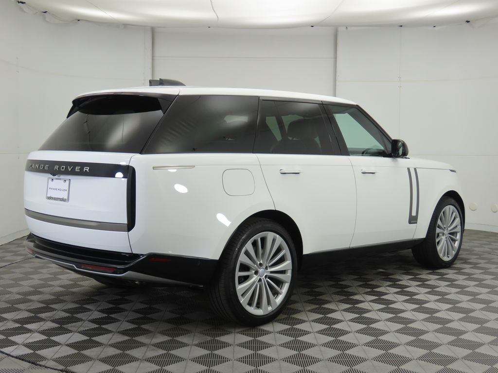 2025 Land Rover Range Rover Autobiography photo 4
