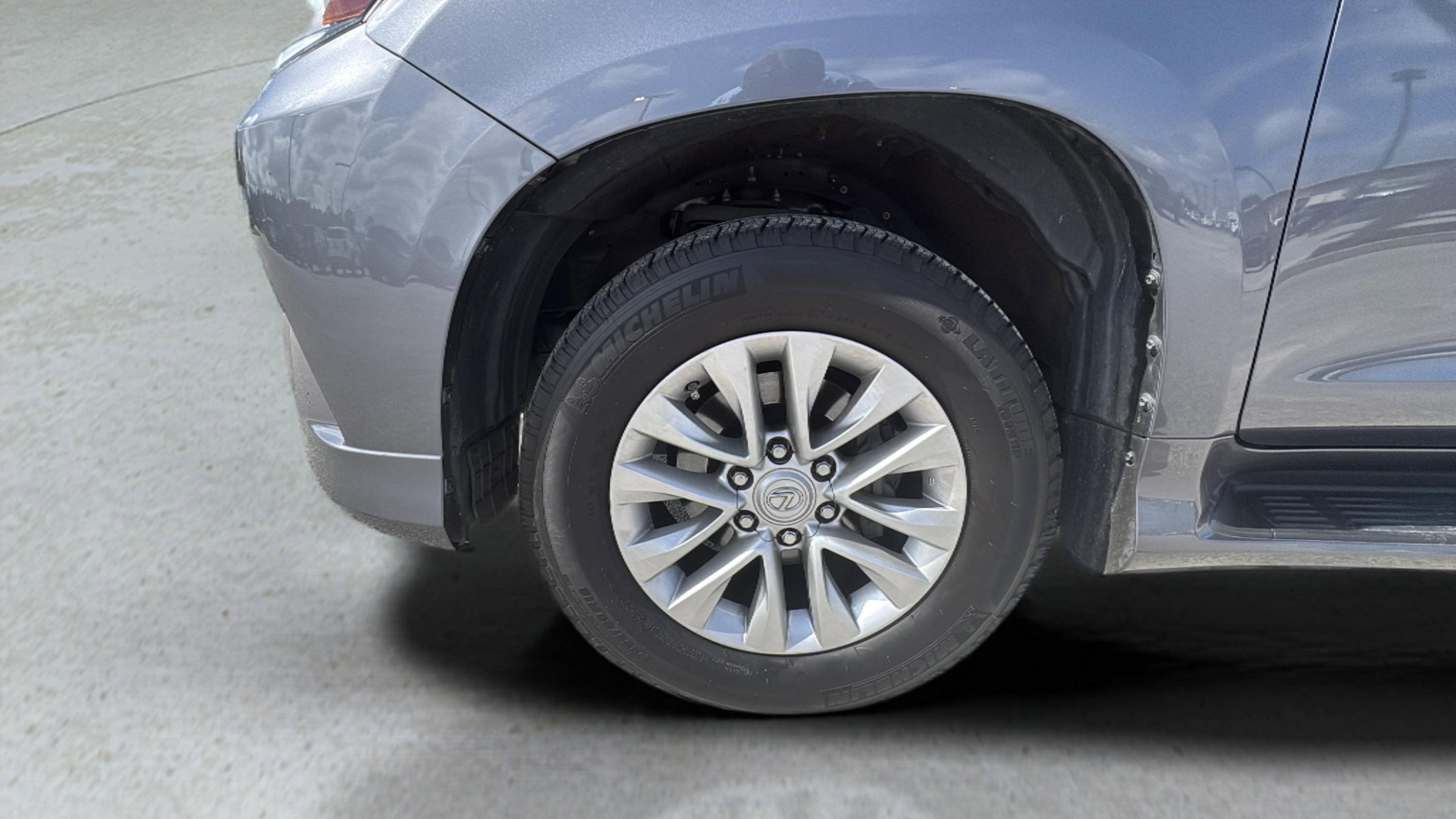 2022 Lexus GX 460 Premium photo 18