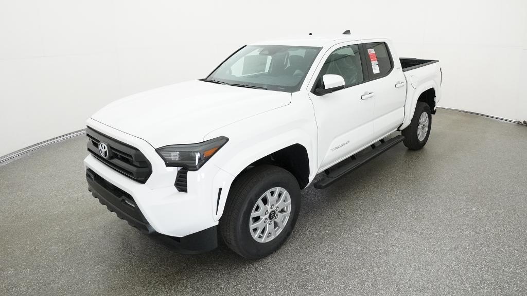 2025 Toyota Tacoma SR5's photo