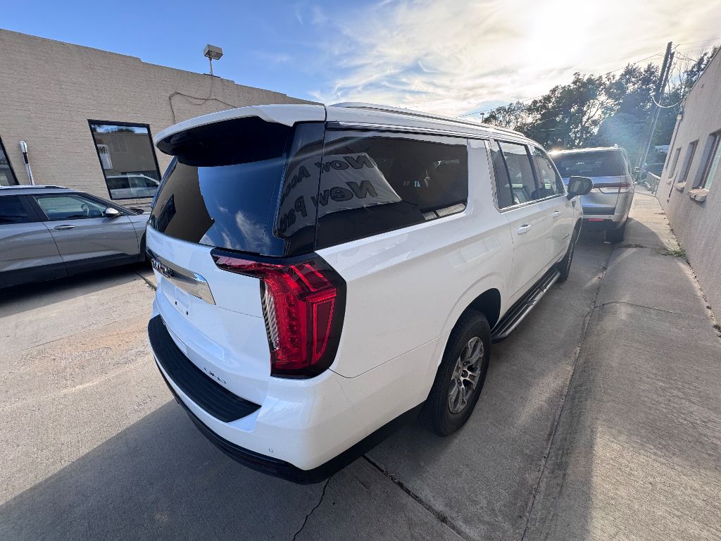 2021 Gmc Yukon XL 1500 SLE photo 5