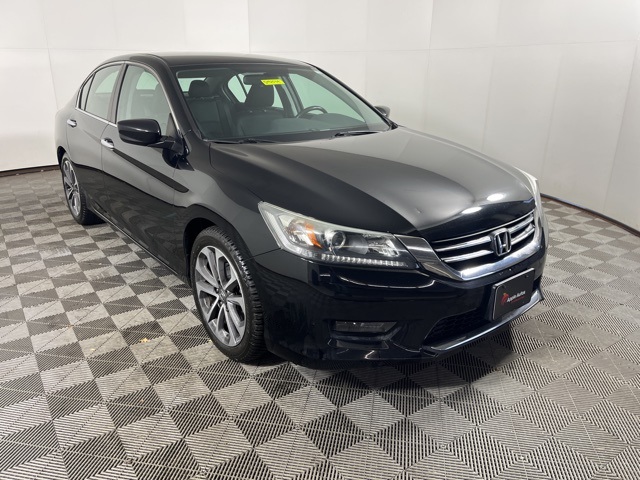 2015 Honda Accord Sport's photo