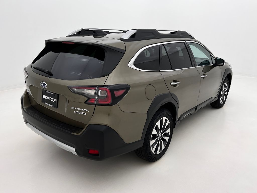 2024 Subaru Outback Touring photo 10