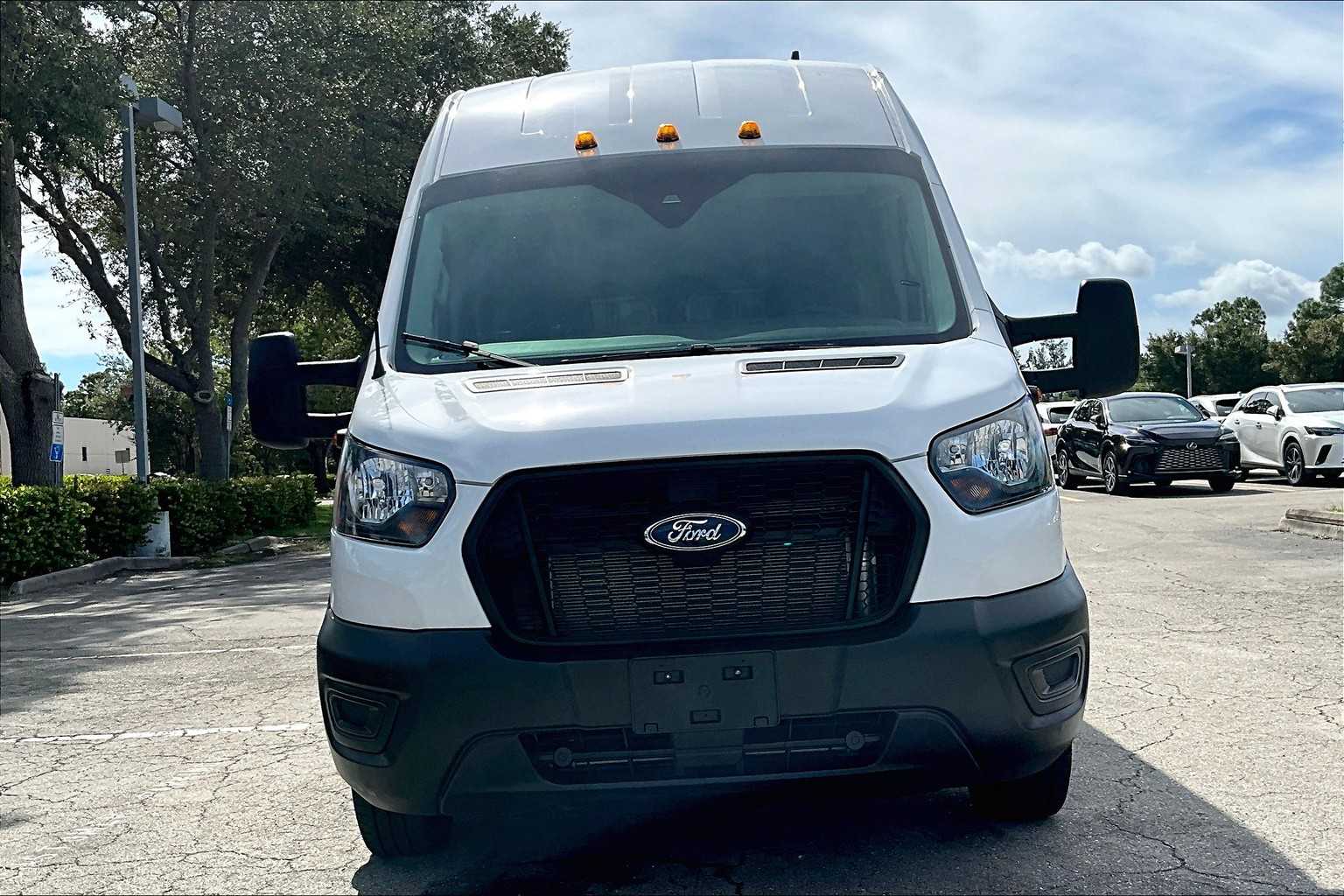 2022 Ford Transit photo 22