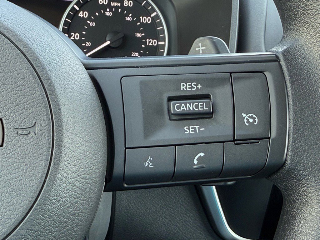 2023 Nissan Rogue S photo 24
