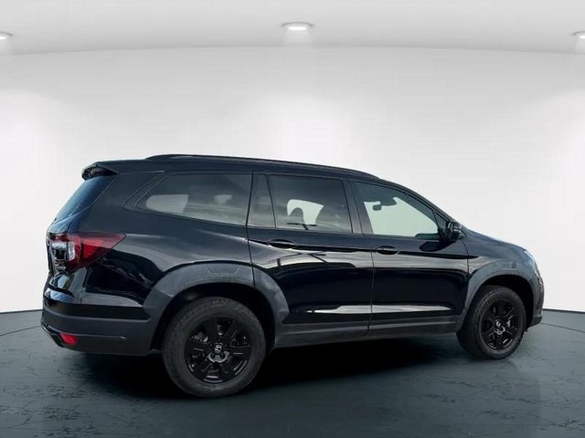 2022 Honda Pilot TrailSport photo 7