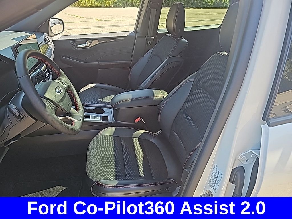 2025 Ford Escape ST-Line Select photo 15