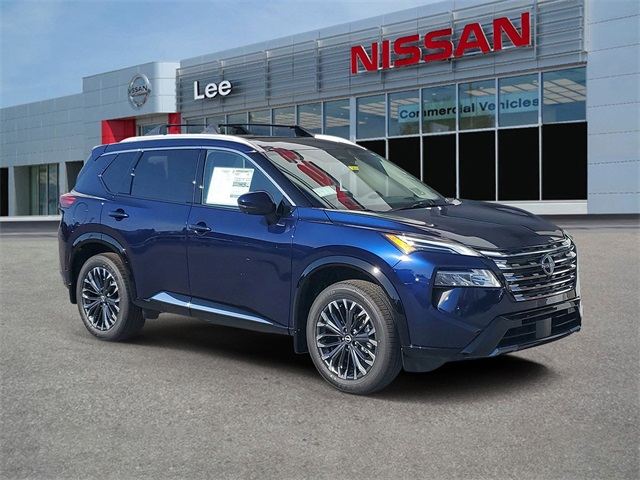 2026 Nissan Rogue Platinum's photo