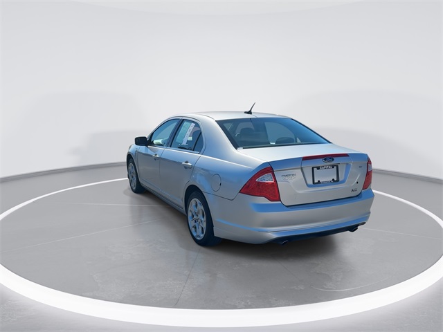 2010 Ford Fusion SE photo 3