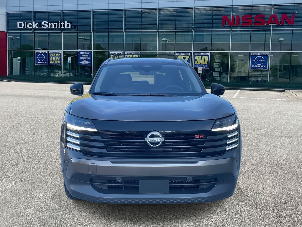 2026 Nissan Kicks SR photo 2