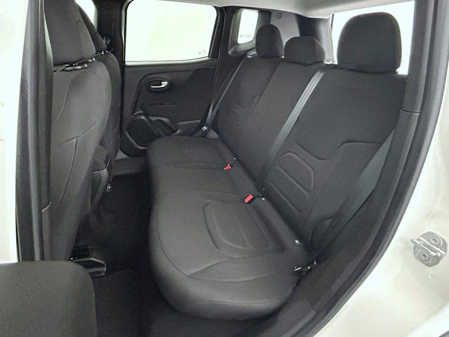 2021 Jeep Renegade Latitude photo 19