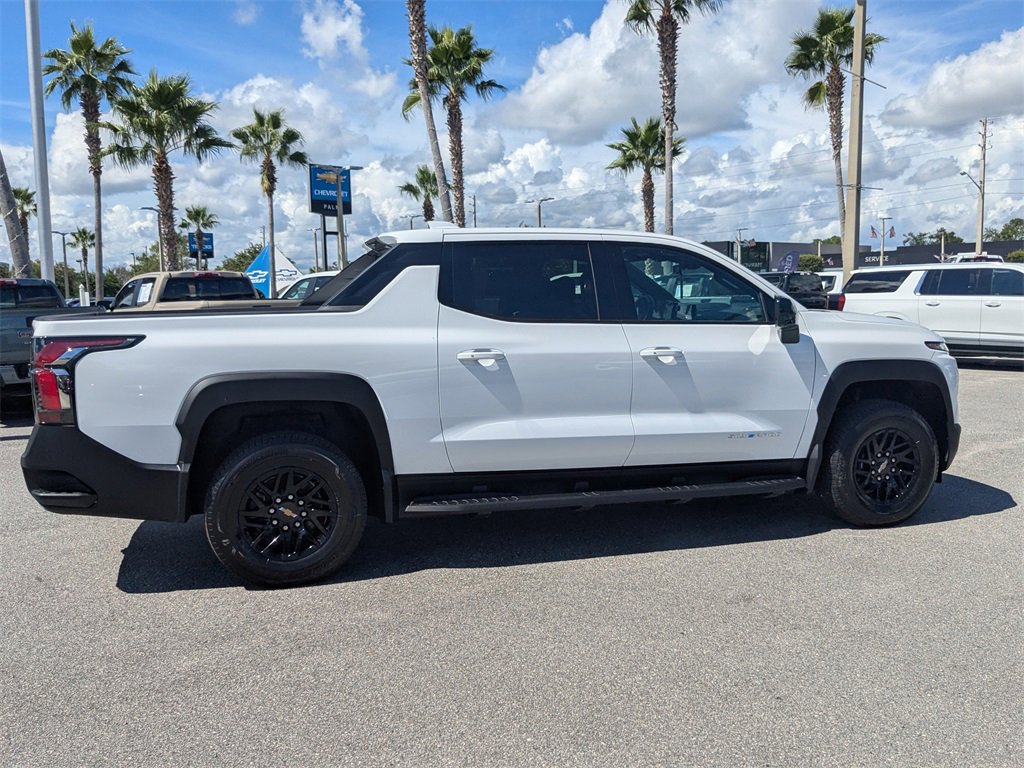 2026 Chevrolet Silverado EV photo 3