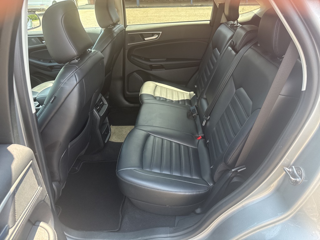 2024 Ford Edge SEL photo 10