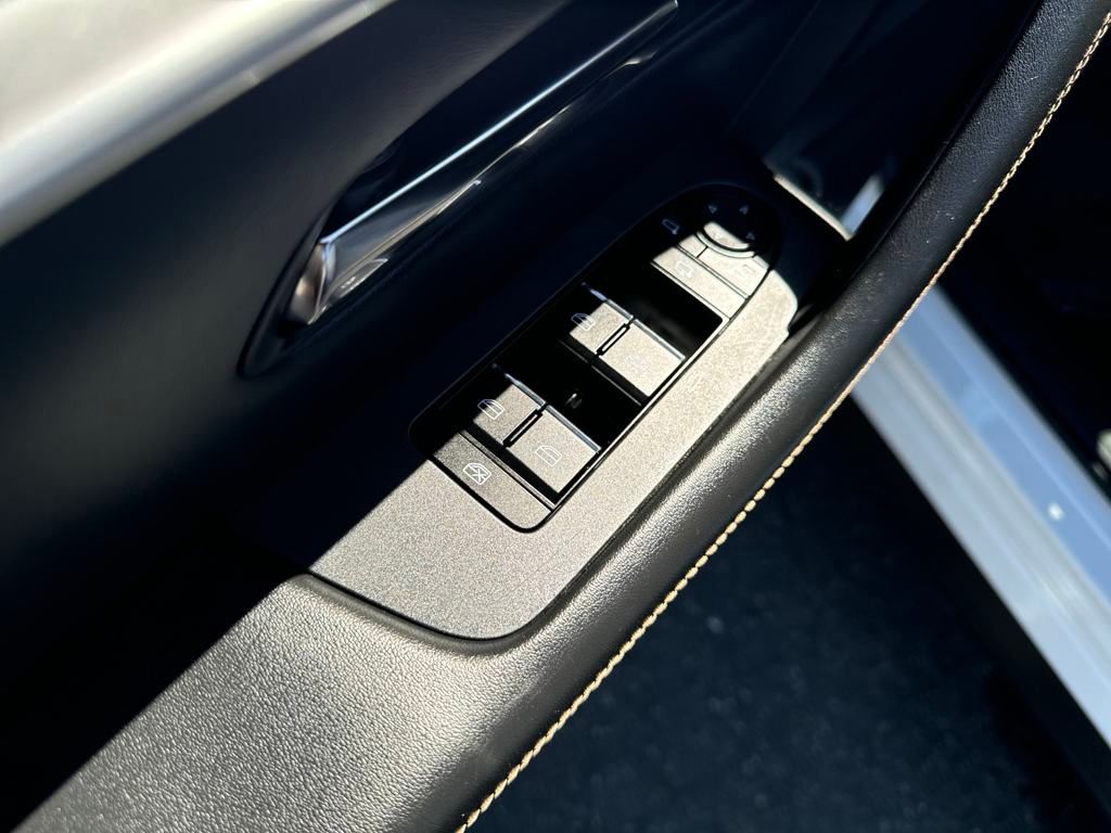 2024 Mazda CX-90 Premium Plus photo 15