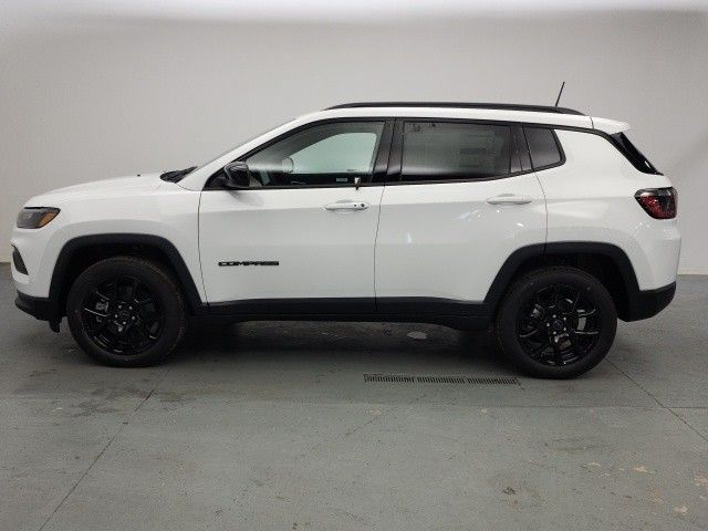 2025 Jeep Compass Latitude photo 19