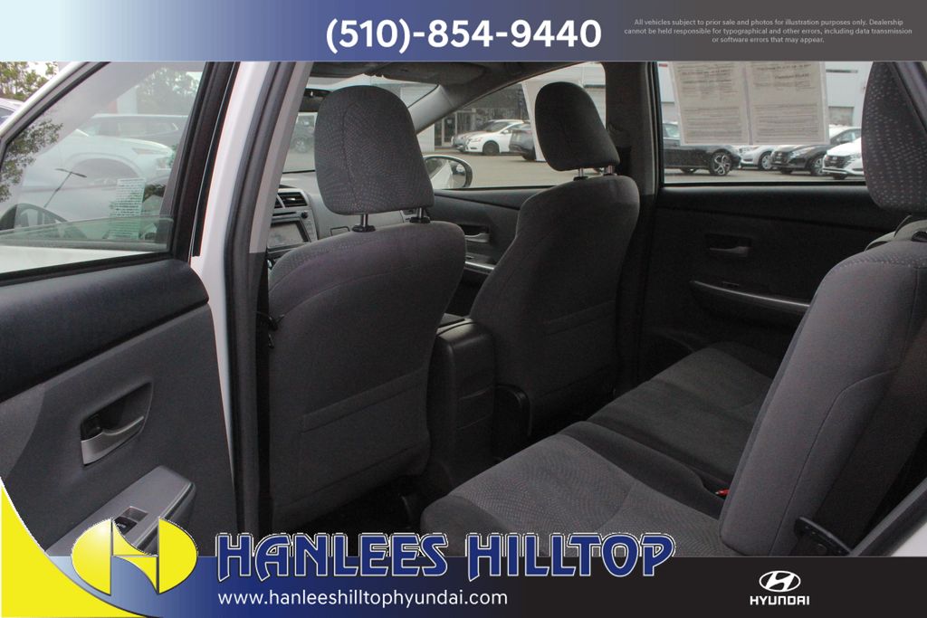 2012 Toyota Prius V Three photo 14