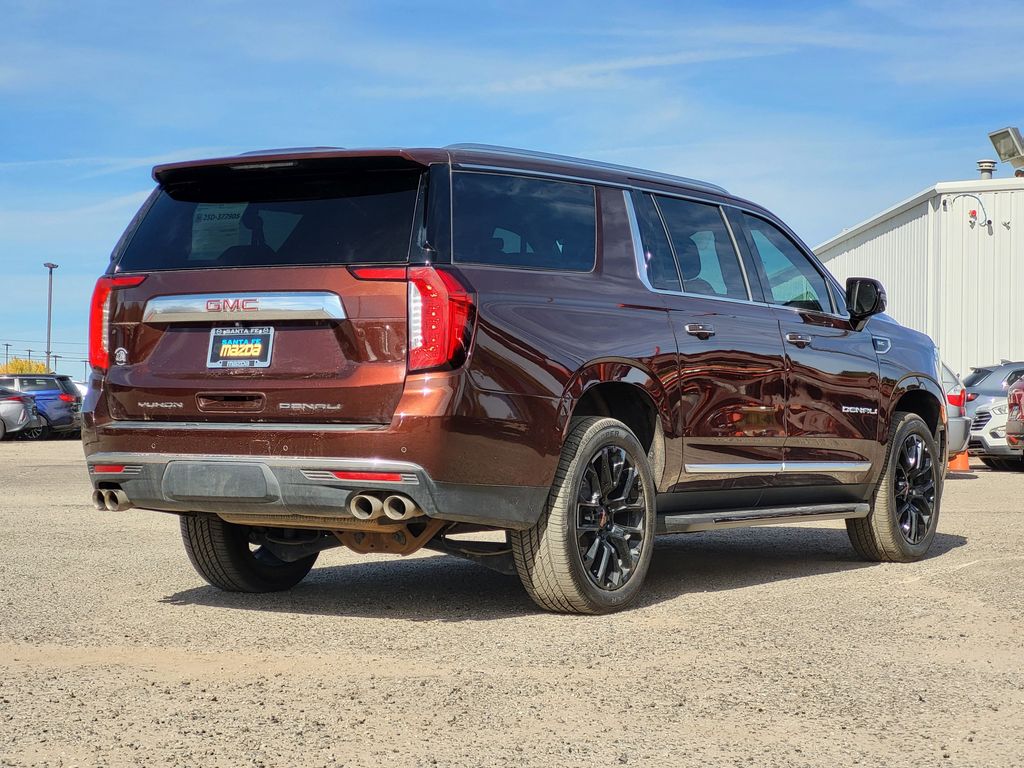 2022 Gmc Yukon XL Denali photo 2