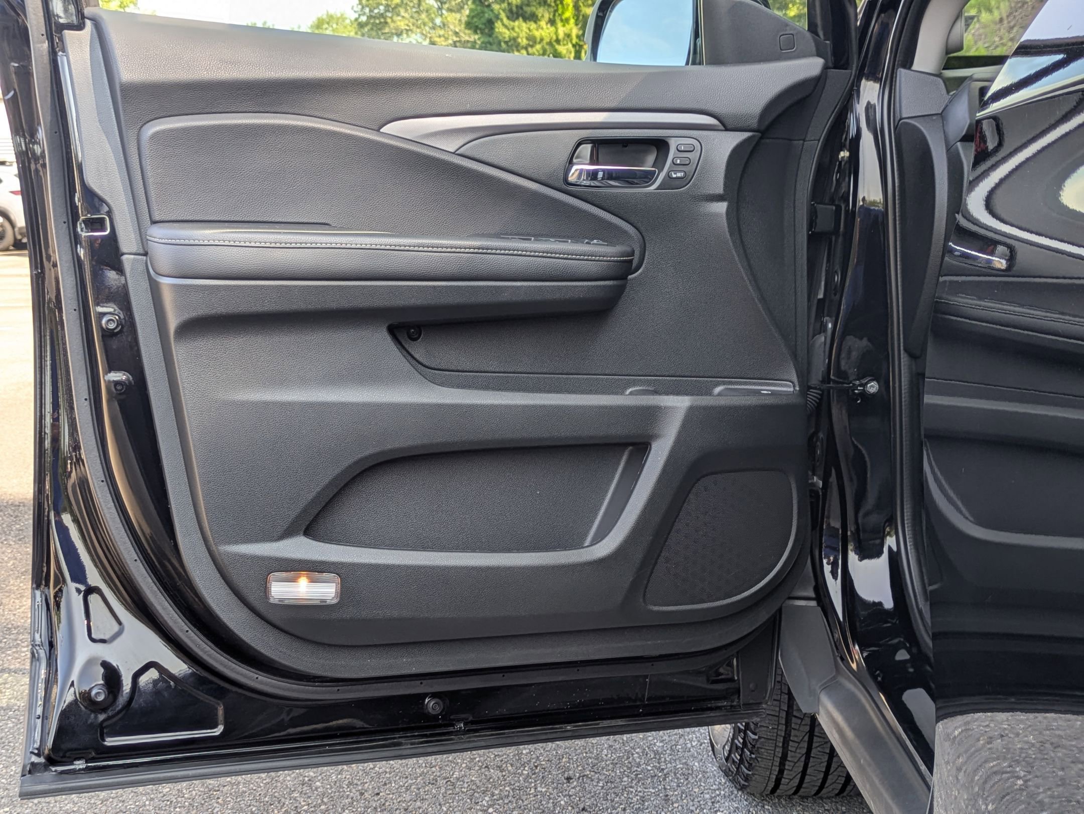 2023 Honda Ridgeline RTL-E photo 10