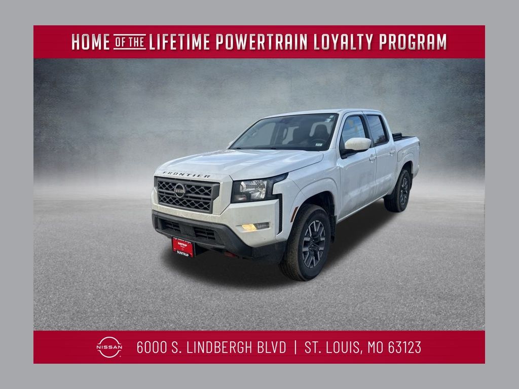 2022 Nissan Frontier SV's photo