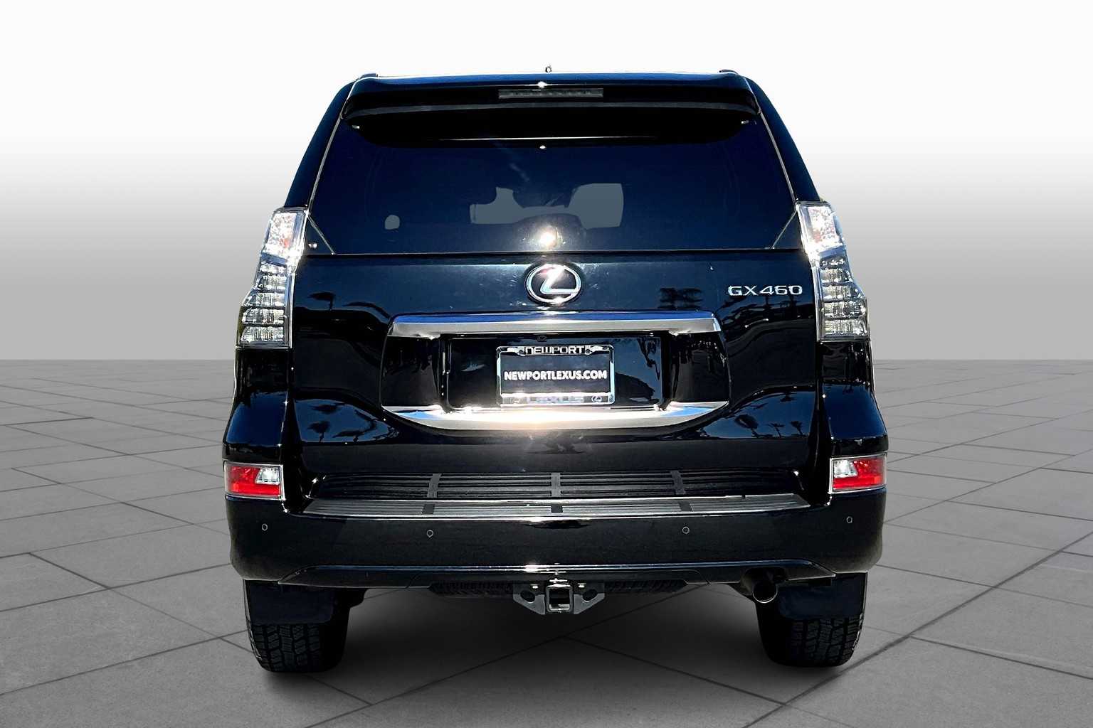 2022 Lexus GX 460 Premium photo 2