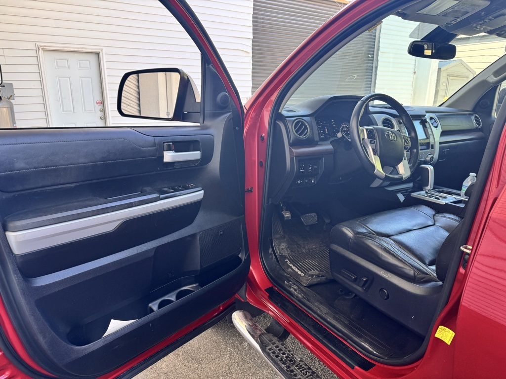 2020 Toyota Tundra Limited Grade photo 4