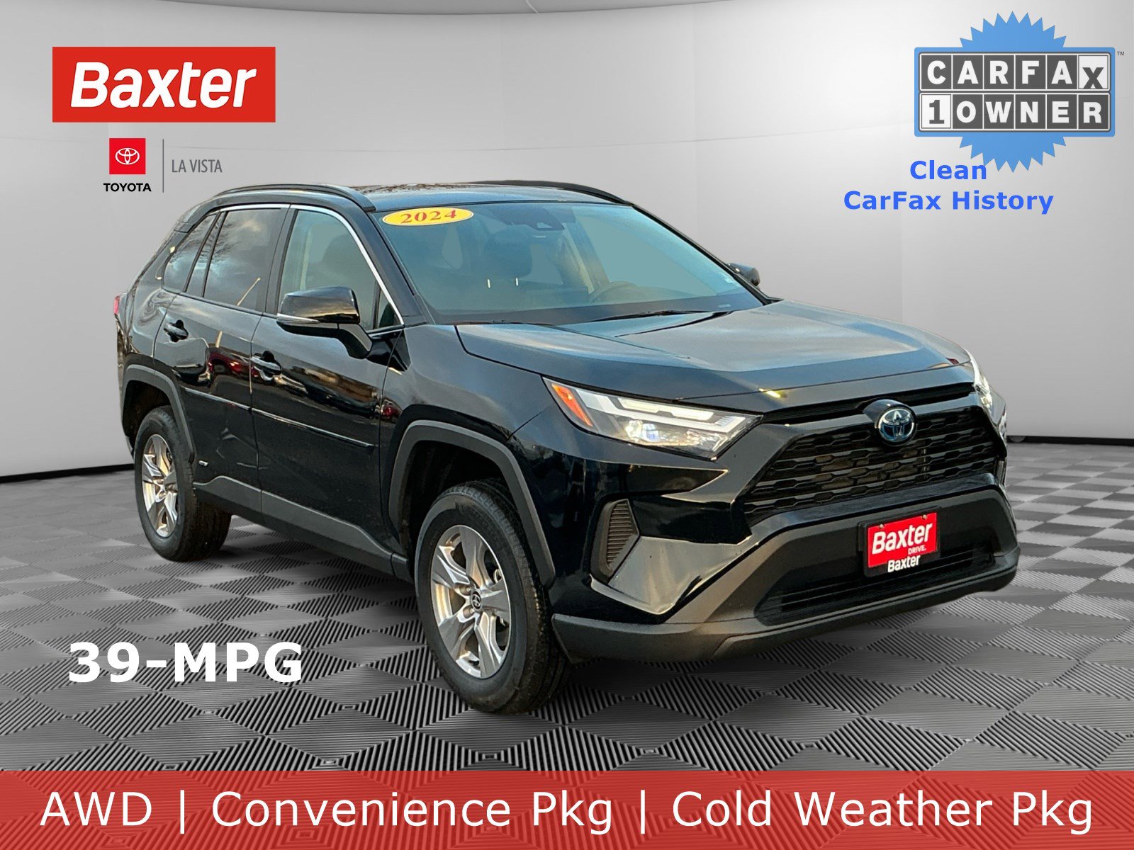 2024 Toyota RAV4 XLE's photo