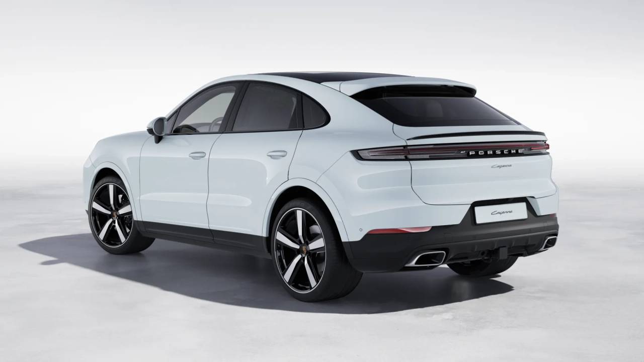 2026 Porsche Cayenne Coupe photo 2