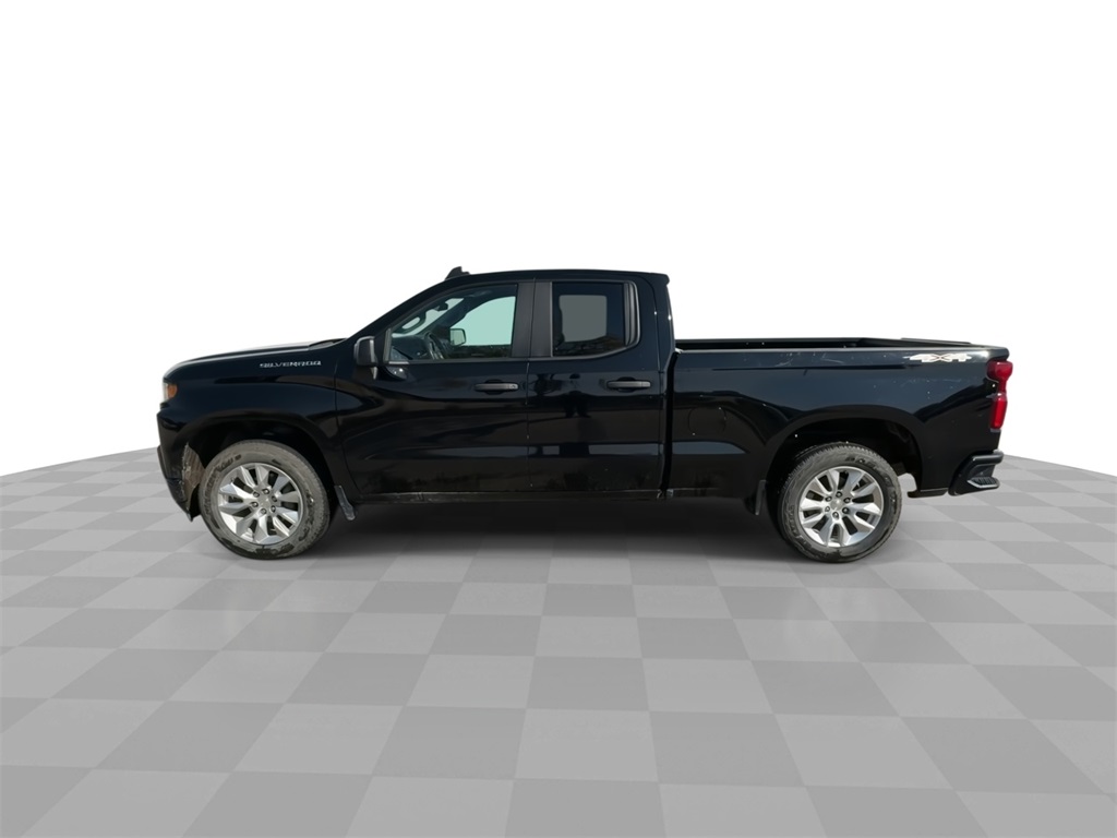 2020 Chevrolet Silverado 1500 Custom photo 5