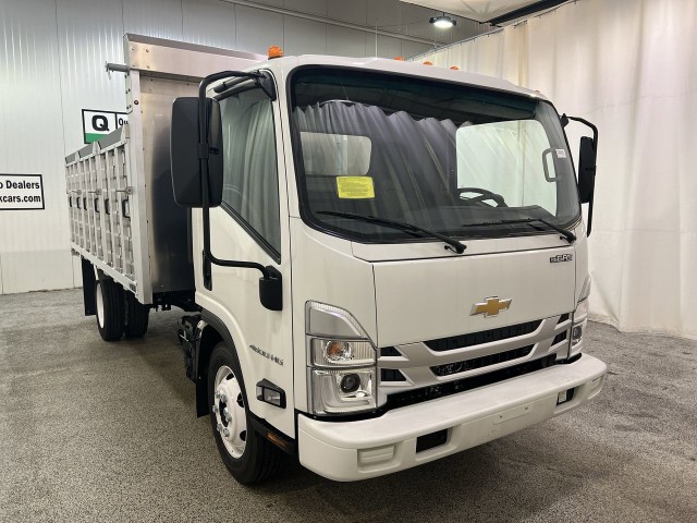 2025 Chevrolet Low Cab Forward 4500 BASE