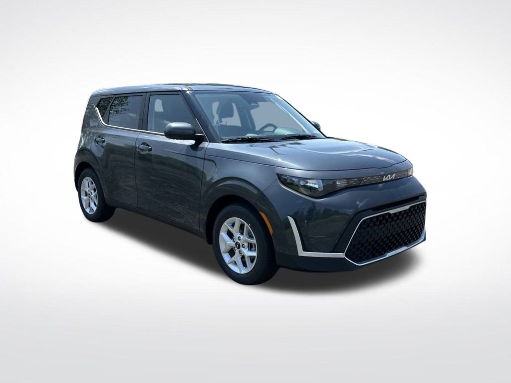 2025 Kia Soul S photo 4