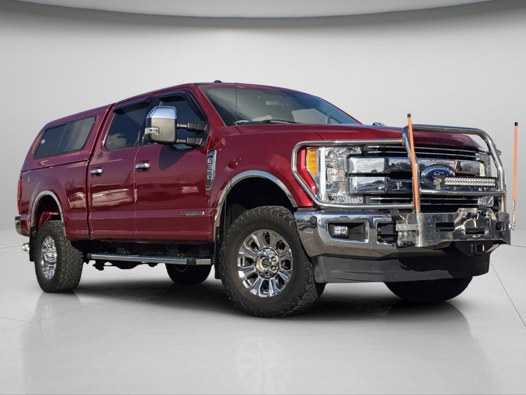 2017 Ford F-350 Lariat photo 2