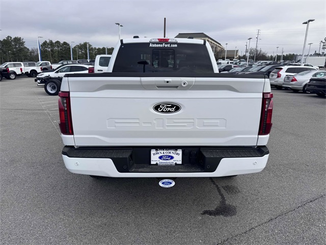 2025 Ford F-150 XLT photo 4