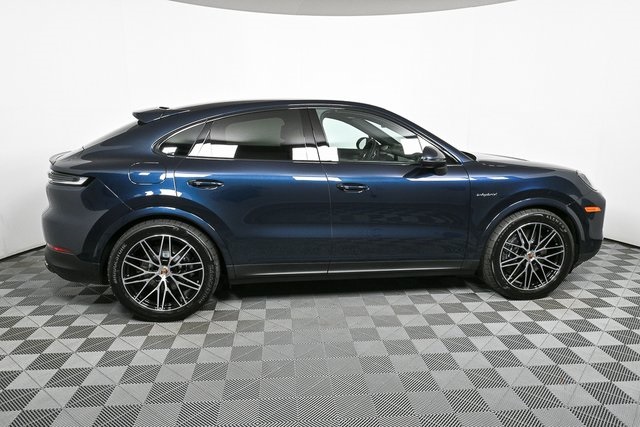 2026 Porsche Cayenne E-Hybrid Coupe photo 27
