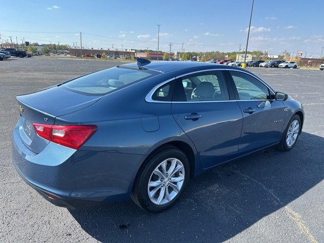 2025 Chevrolet Malibu 1LT photo 4