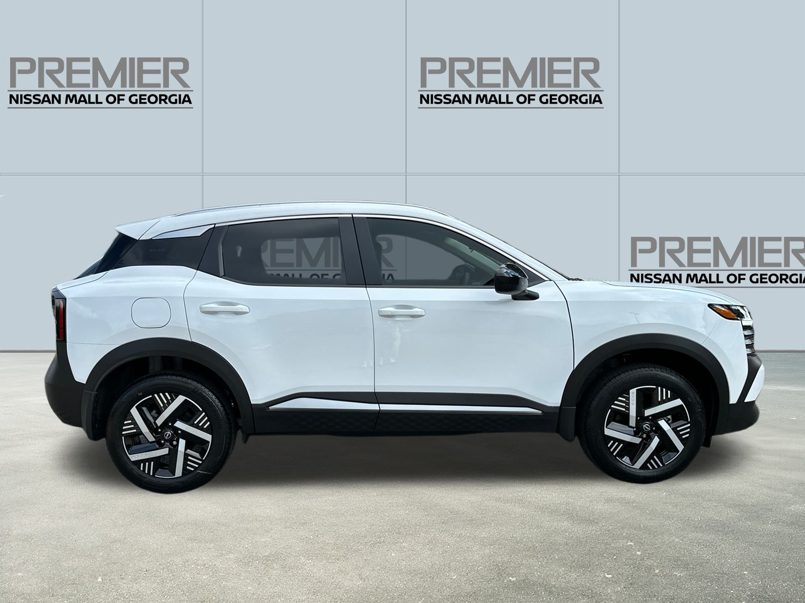 2026 Nissan Kicks SV photo 4