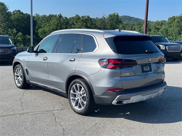2024 Bmw X5 xDrive40i photo 2