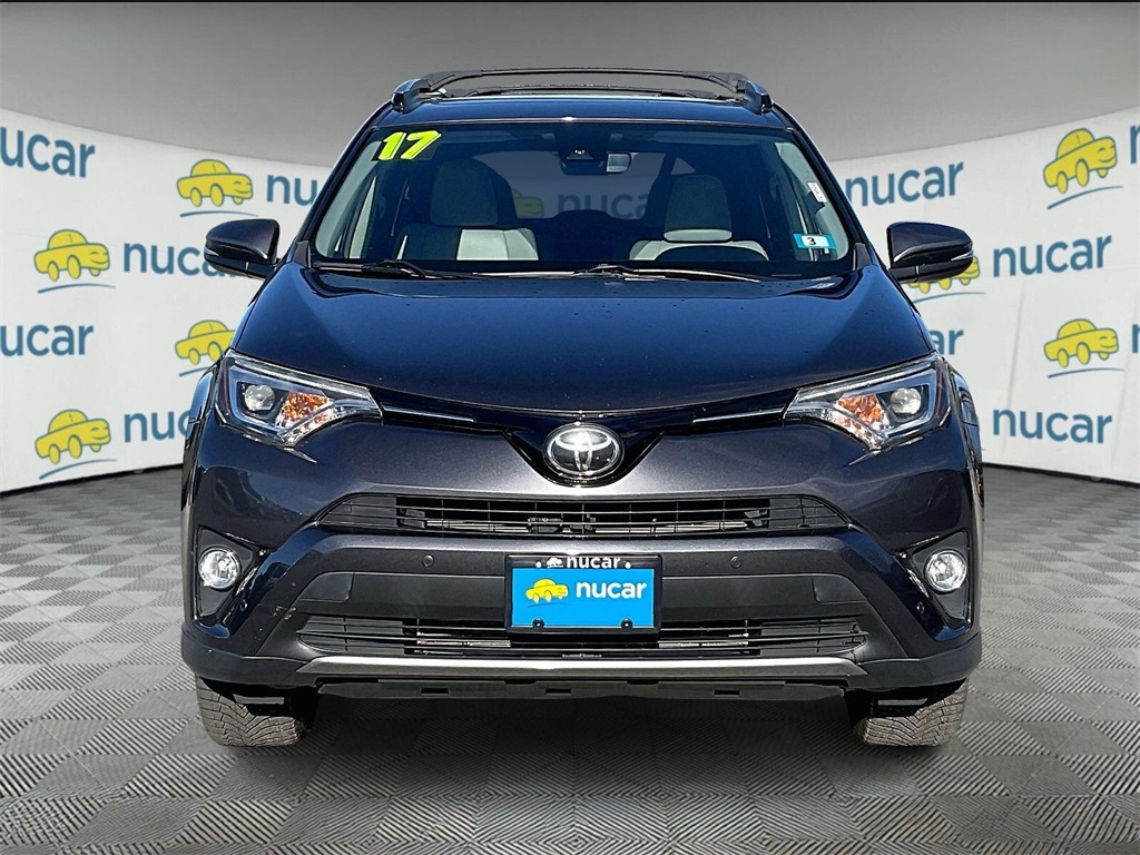 2017 Toyota RAV4 Limited photo 2