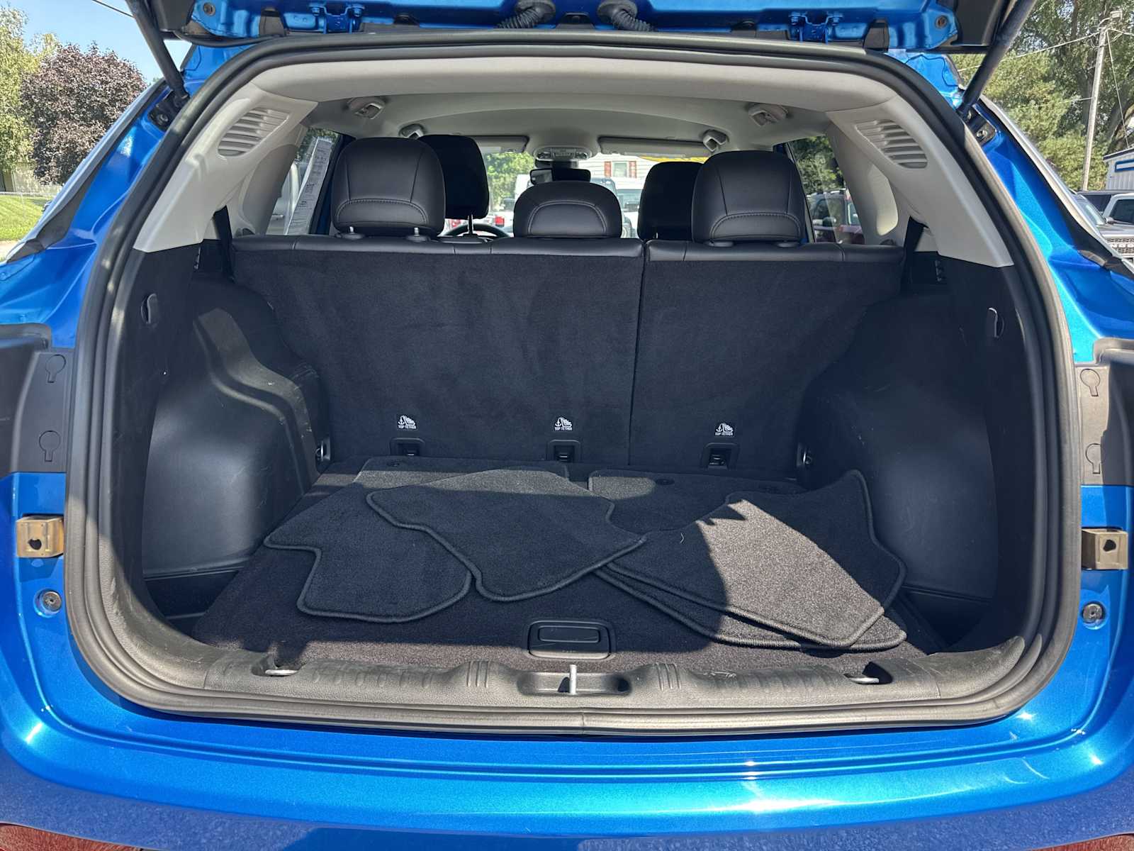 2022 Jeep Compass Limited photo 9