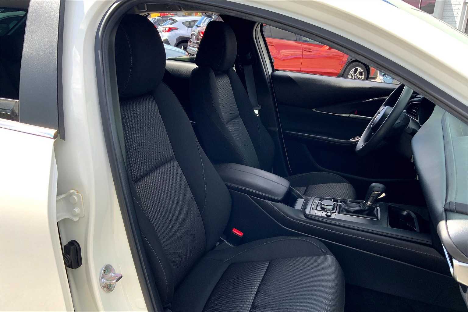 2025 Mazda CX-30 2.5 S photo 8