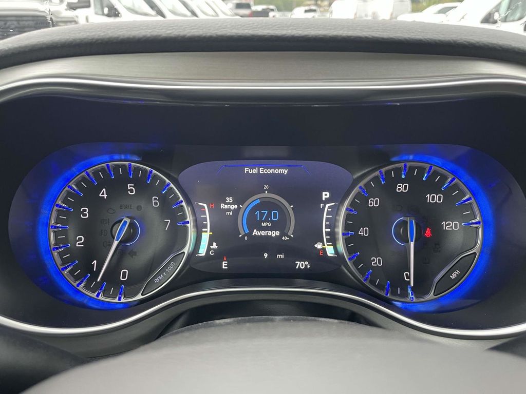 2026 Chrysler Pacifica Pinnacle photo 27