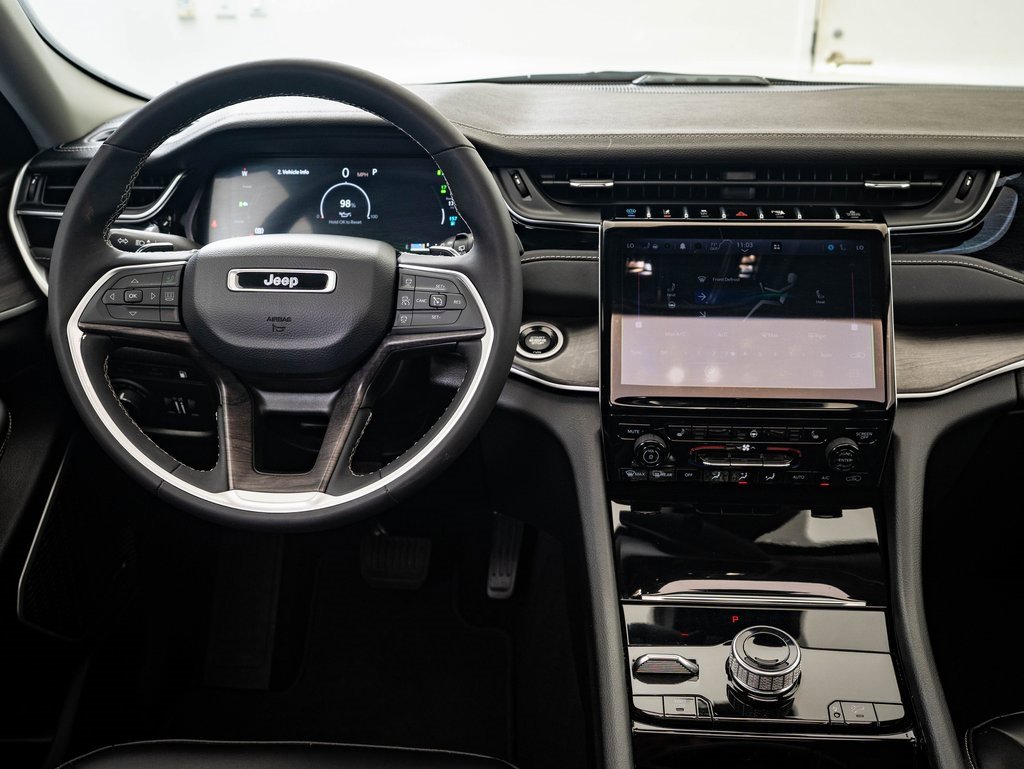 2023 Jeep Cherokee 4xe photo 30